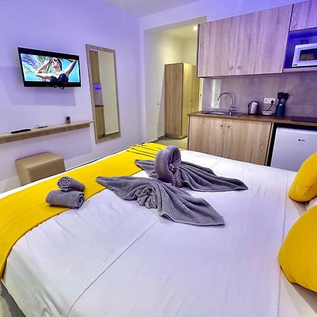 Sun Plaza Suites - Adults Only Ayia Napa Eksteriør billede