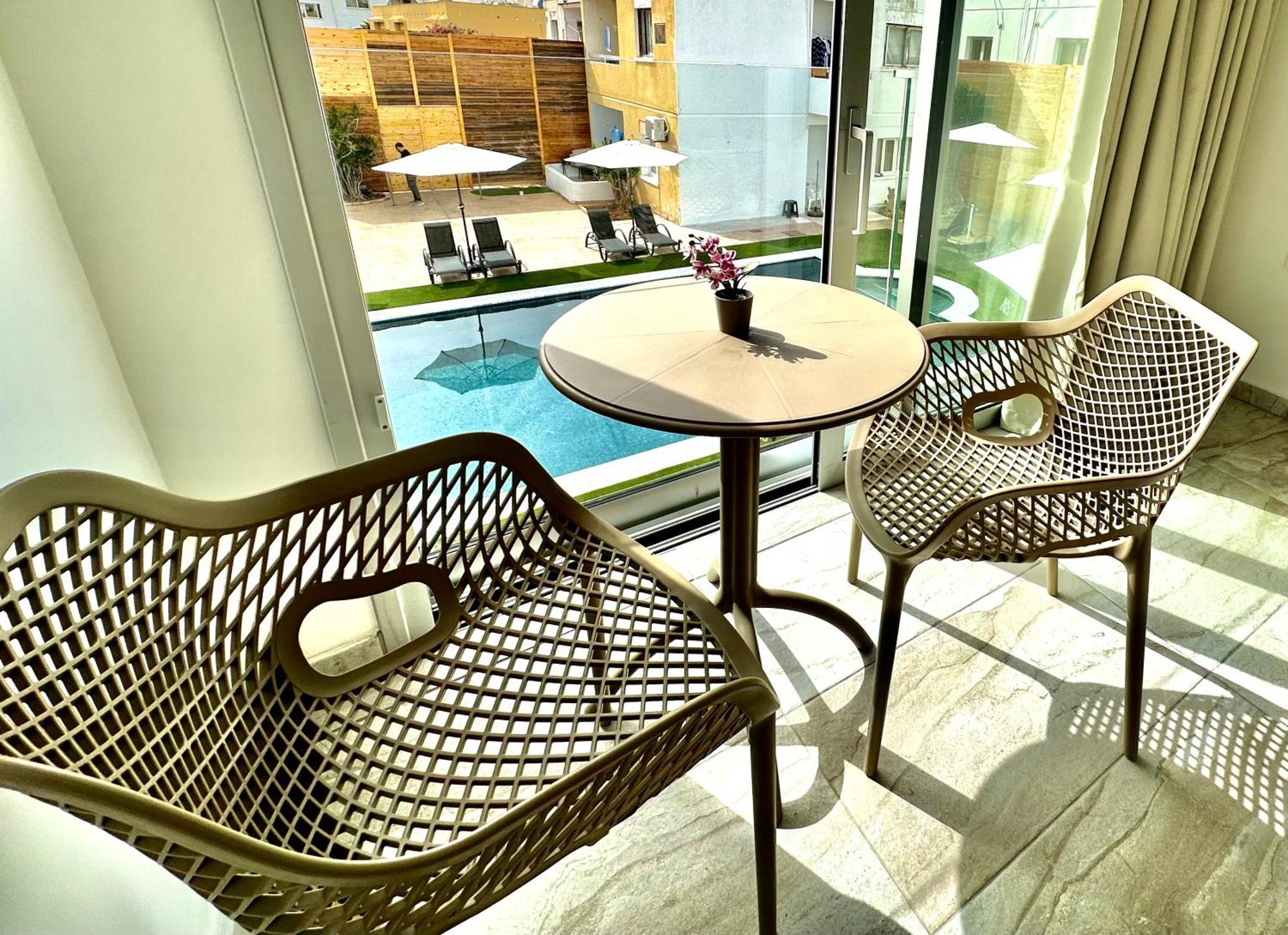 Sun Plaza Suites - Adults Only Ayia Napa Eksteriør billede