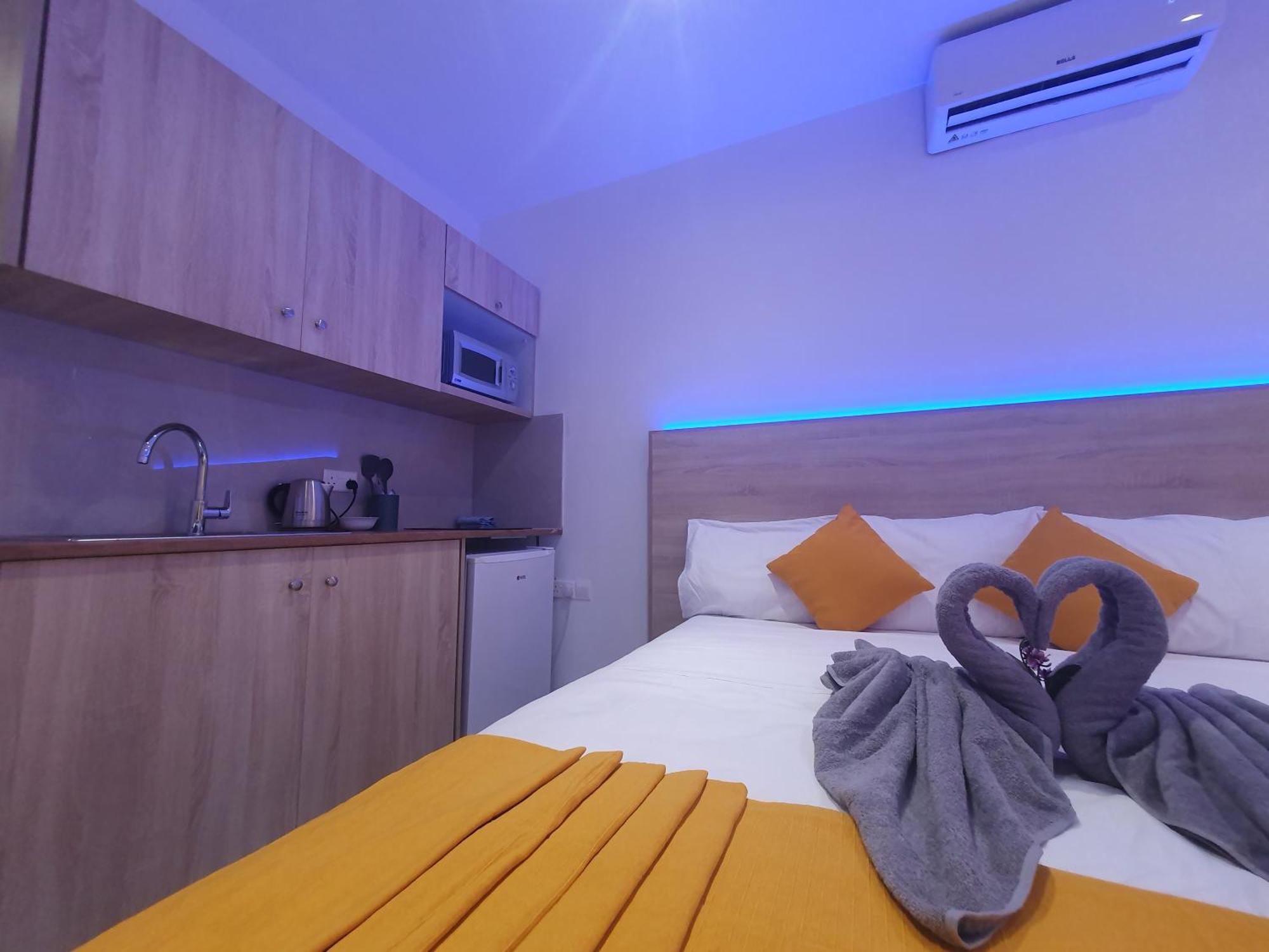 Sun Plaza Suites - Adults Only Ayia Napa Eksteriør billede