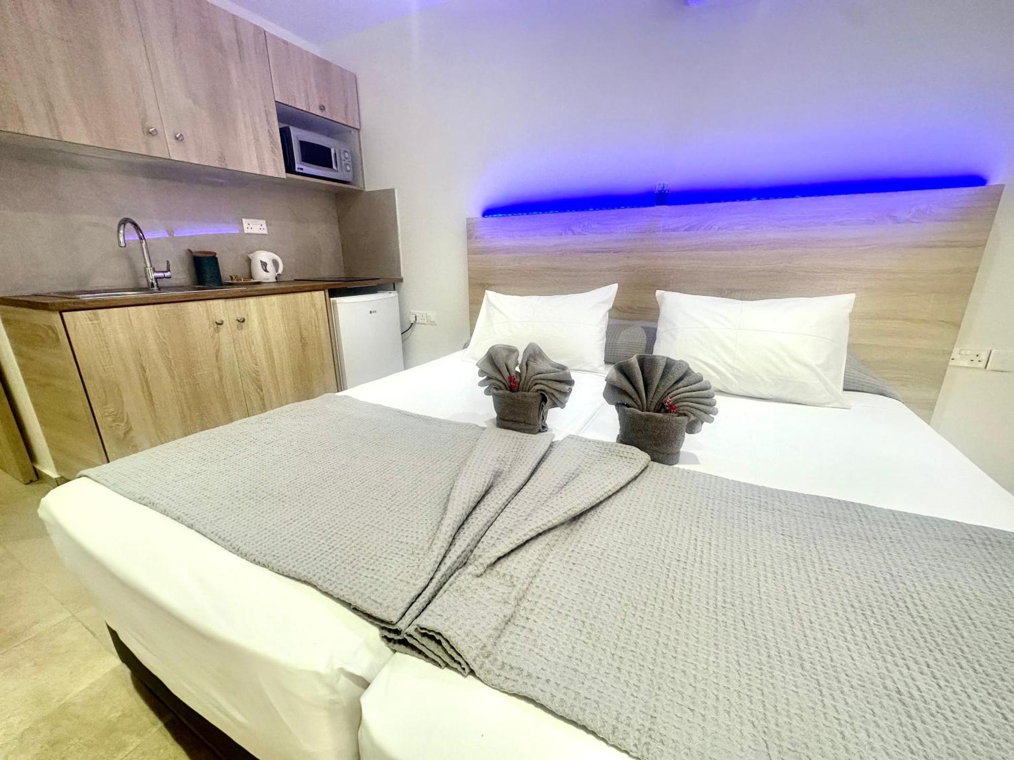 Sun Plaza Suites - Adults Only Ayia Napa Eksteriør billede