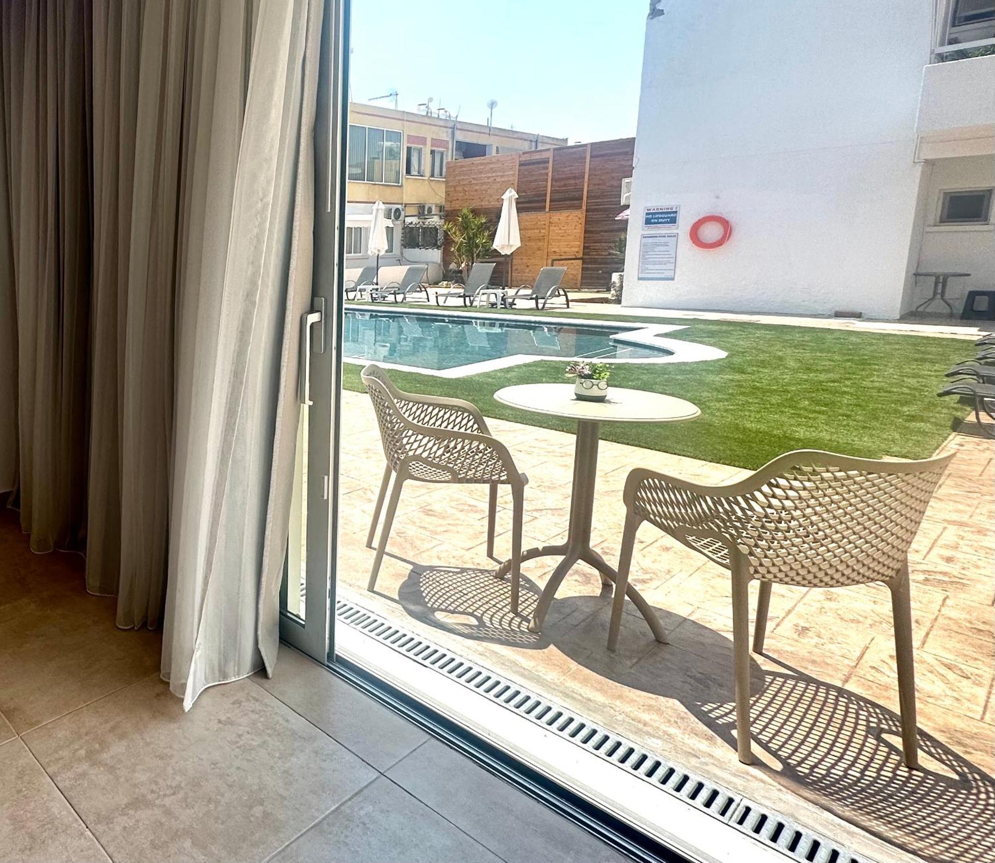 Sun Plaza Suites - Adults Only Ayia Napa Eksteriør billede